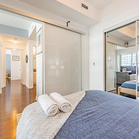 טורונטו York Suites 5 מראה חיצוני תמונה