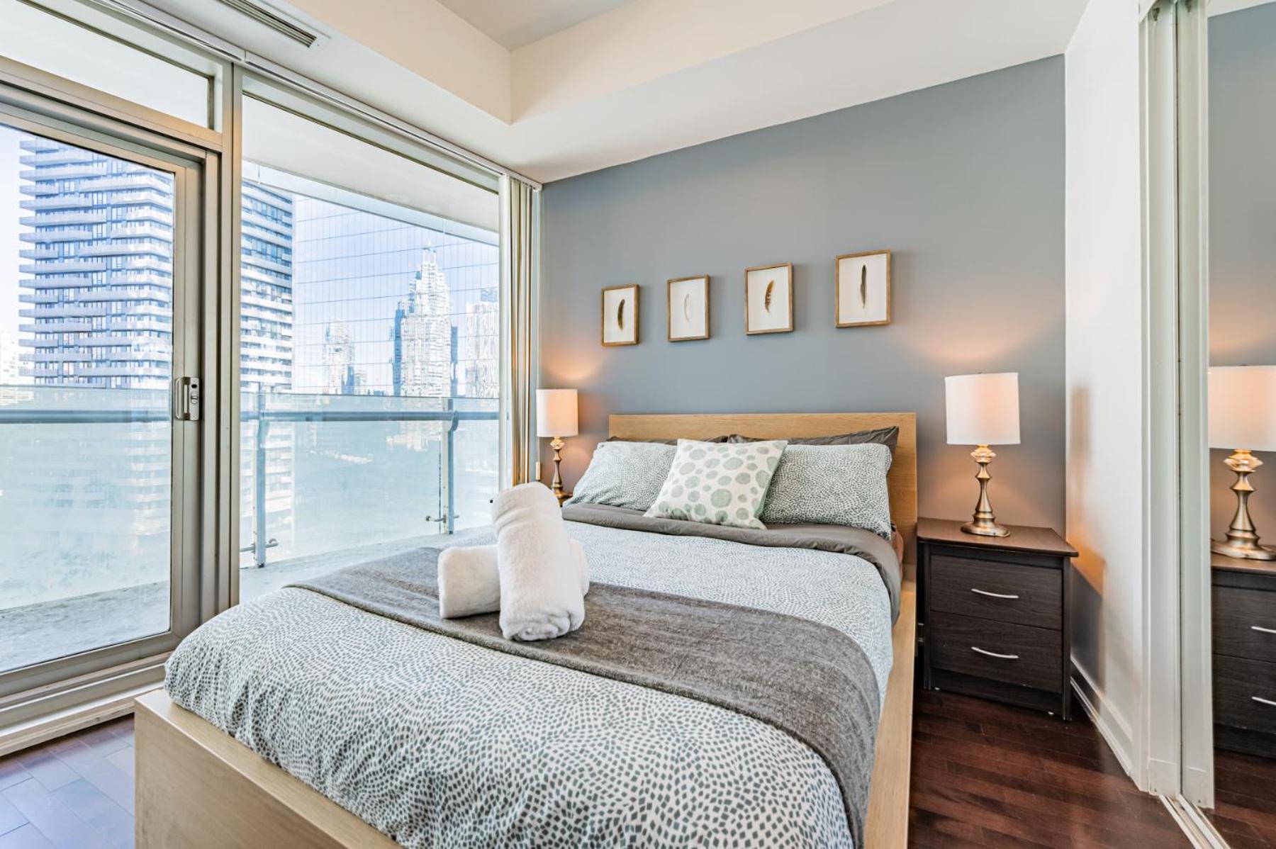 טורונטו York Suites 5 מראה חיצוני תמונה
