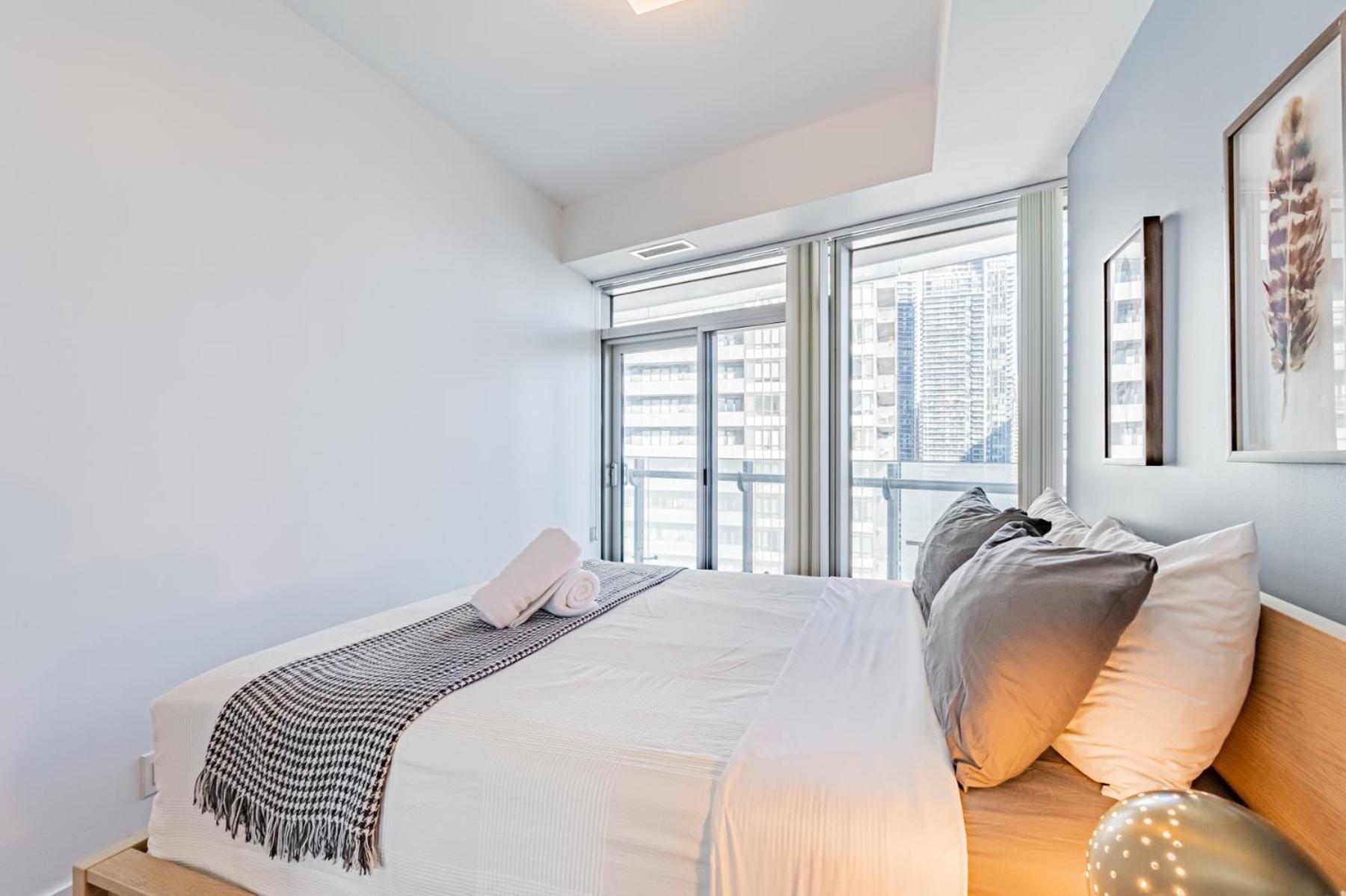 טורונטו York Suites 5 מראה חיצוני תמונה